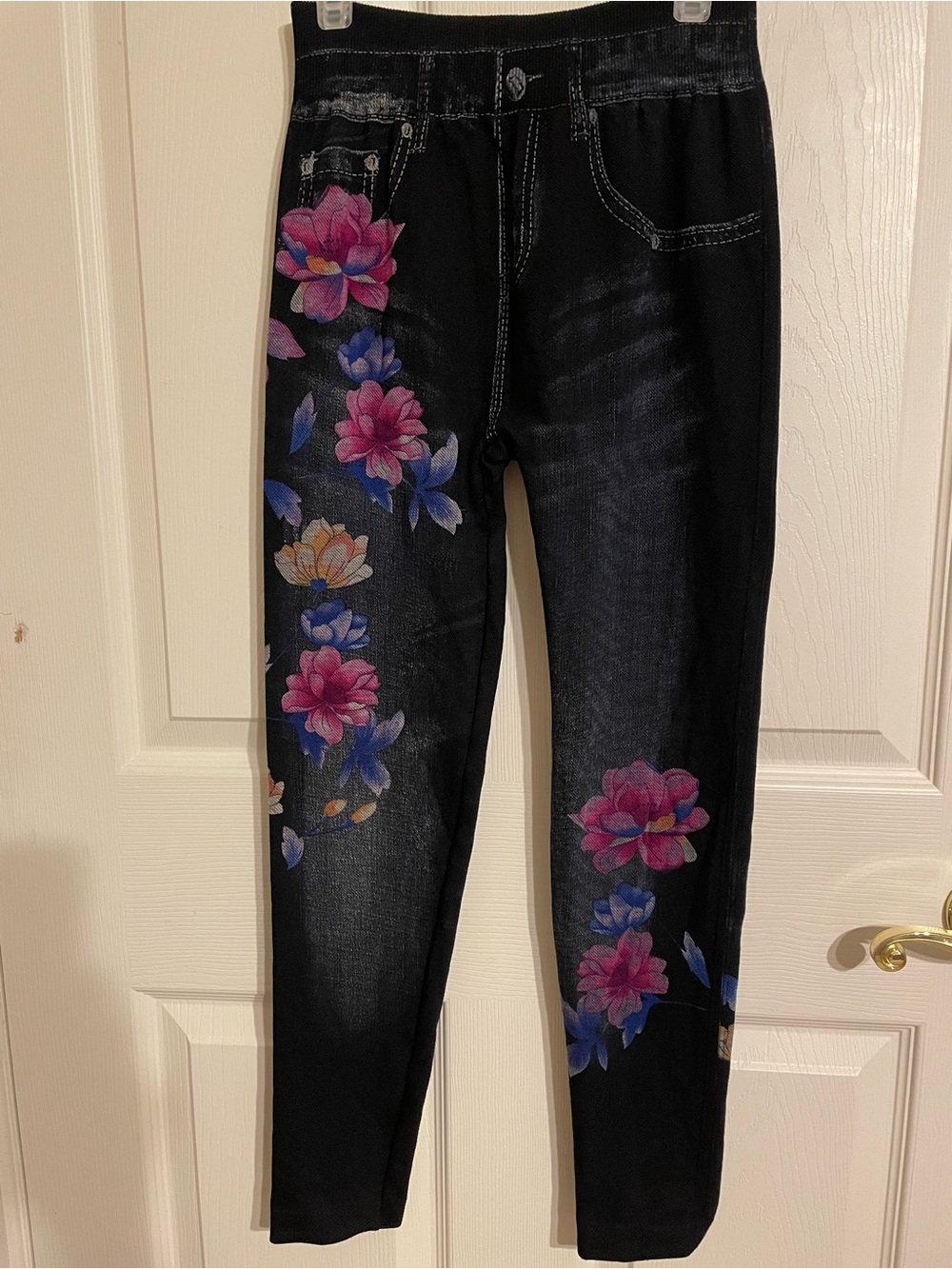 Jean style leggings, soft and stretchy, medium, new